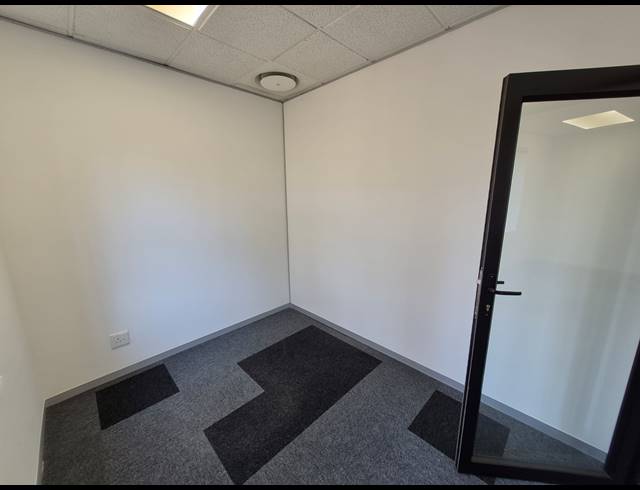 677M² OFFICE TO LET IN SANDTON CENTRAL